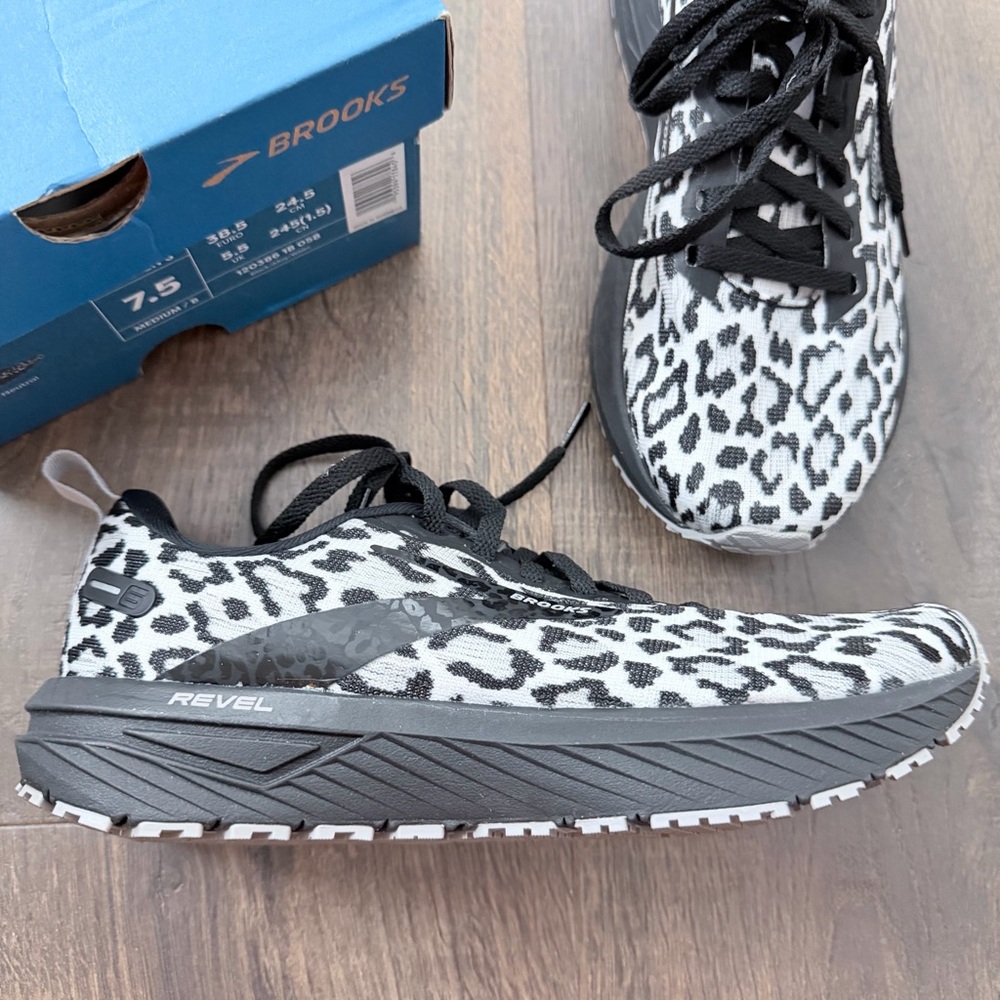 Brooks Revel Women's Black and White Leopard Athletic Sneakers - Picture 3 of 6